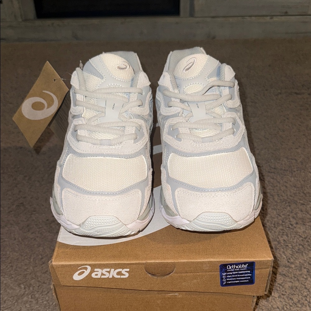 Men’s ASICS Gel NYC Cream/Cloud Grey